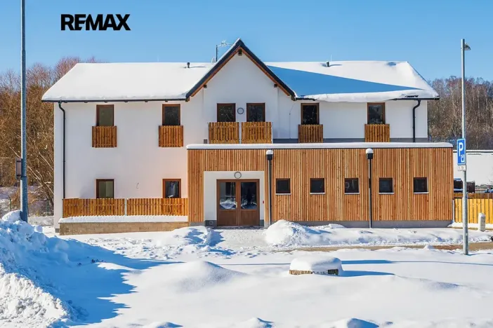 Prodej bytu 2+kk, Svoboda nad Úpou, Nádražní, 56 m2