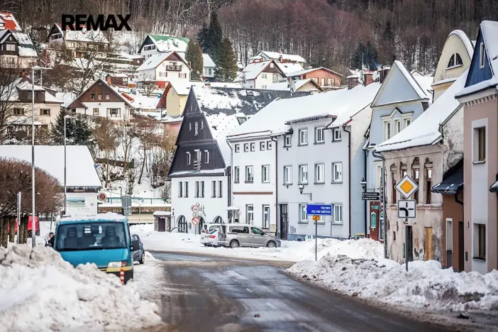 Prodej bytu 2+kk, Svoboda nad Úpou, Nádražní, 56 m2