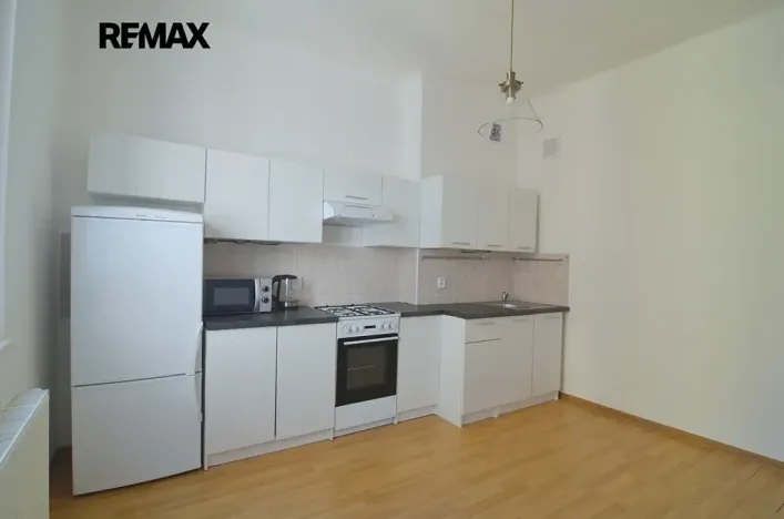 Pronájem bytu 3+1, Praha - Libeň, Pivovarnická, 78 m2