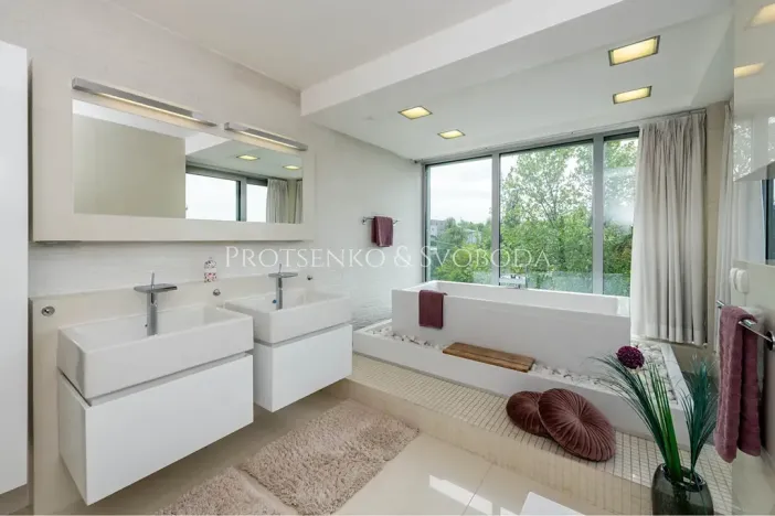 Prodej rodinného domu, Bratislava, Slovensko, 490 m2