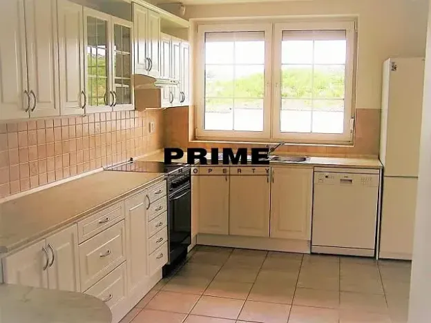 Pronájem rodinného domu, Průhonice, Pod Valem, 400 m2