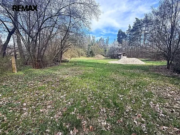 Prodej zahrady, Lázně Bohdaneč, 1923 m2