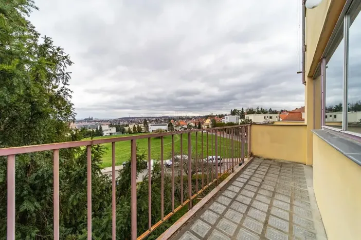 Pronájem bytu 2+1, Praha - Dejvice, Na Kodymce, 95 m2