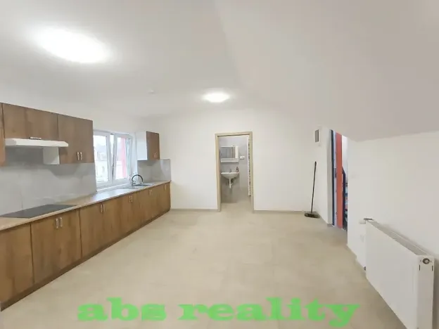 Pronájem bytu 3+kk, Kostomlaty nad Labem, 52 m2