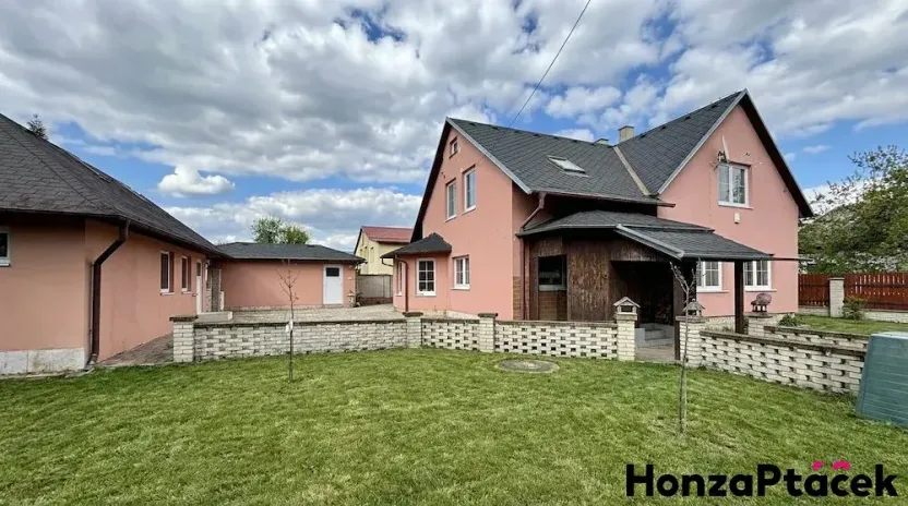 Prodej rodinného domu, Praha, 219 m2