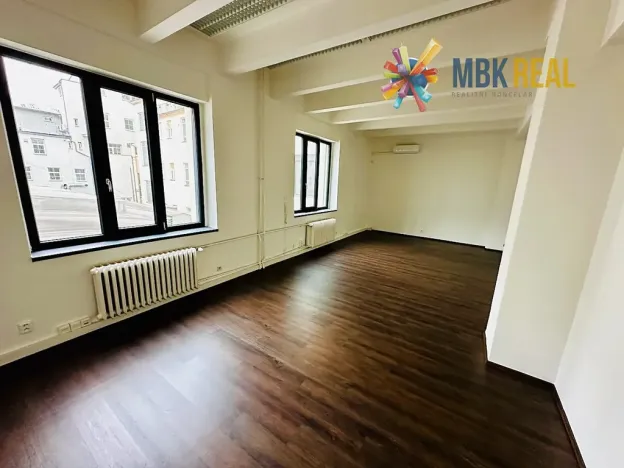 Pronájem kanceláře, Brno, Moravské náměstí, 28 m2