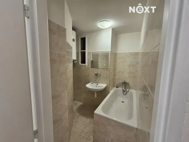 Pronájem bytu 2+1, Praha - Žižkov, Žerotínova, 64 m2