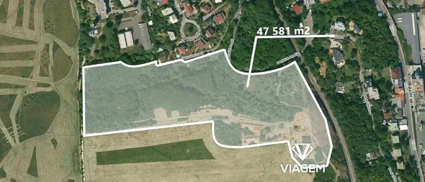 Prodej podílu pole, Praha - Radlice, 2544 m2