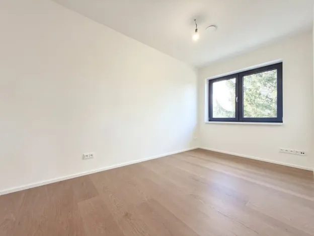 Prodej bytu 4+kk, Praha - Holyně, náměstí Pod lípou, 127 m2