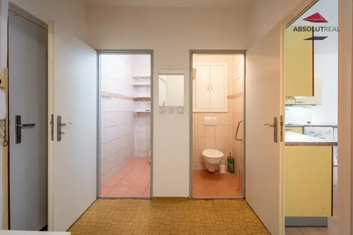 Pronájem bytu 2+kk, Brno, Bzenecká, 44 m2