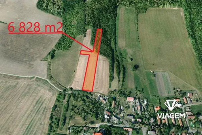 Prodej podílu pozemku pro bydlení, Dobrovice, 2276 m2