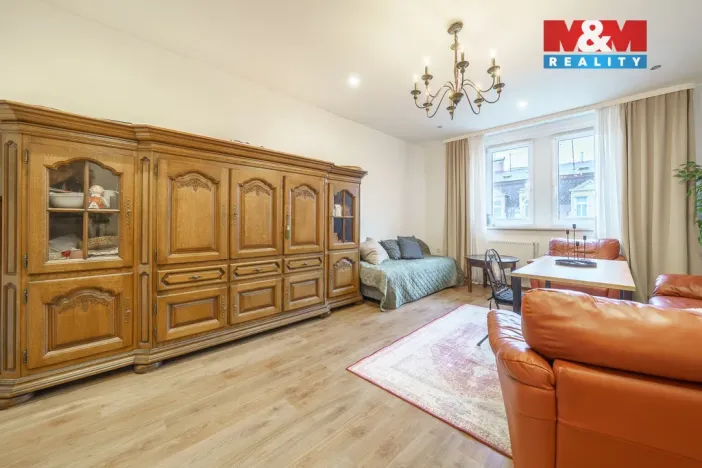 Prodej bytu 2+1, Karlovy Vary - Rybáře, Sokolovská, 77 m2