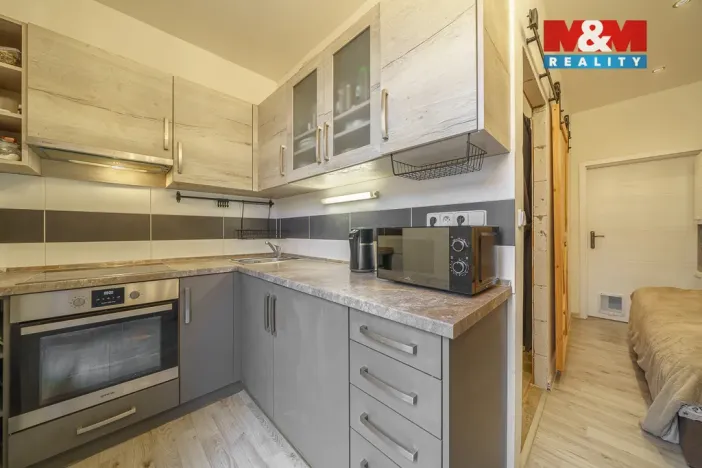 Prodej bytu 2+1, Karlovy Vary - Rybáře, Sokolovská, 77 m2