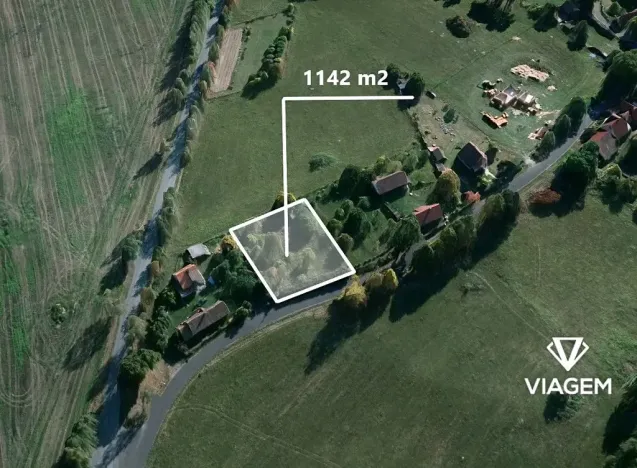 Prodej podílu pozemku pro bydlení, Kovářov, 2072 m2