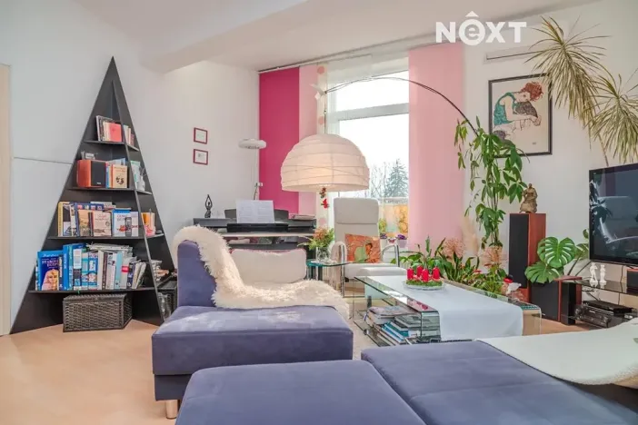 Prodej bytu 3+kk, České Budějovice, Suchovrbenské nám., 84 m2