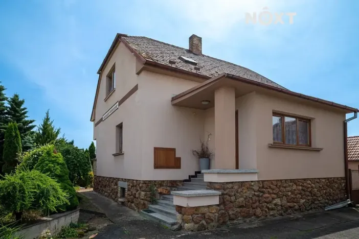 Prodej rodinného domu, Zahájí, 142 m2