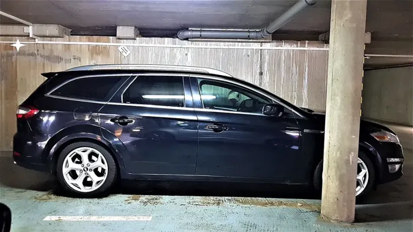 Prodej garážového stání, Brno, Klíčova, 20 m2