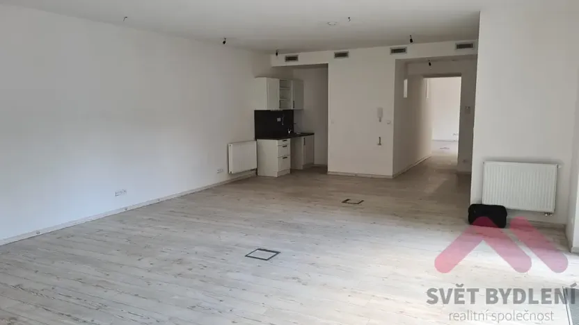 Pronájem kanceláře, Praha - Smíchov, Lidická, 98 m2