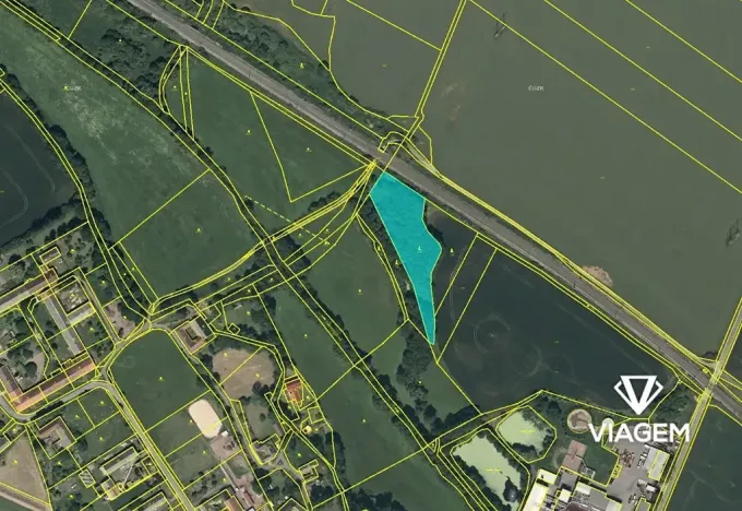 Prodej podílu pole, Žichlínek, 1693 m2