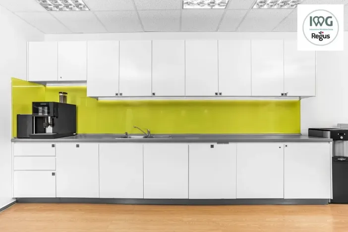 Pronájem komerční, Praha - Holešovice, Dělnická, 5 m2