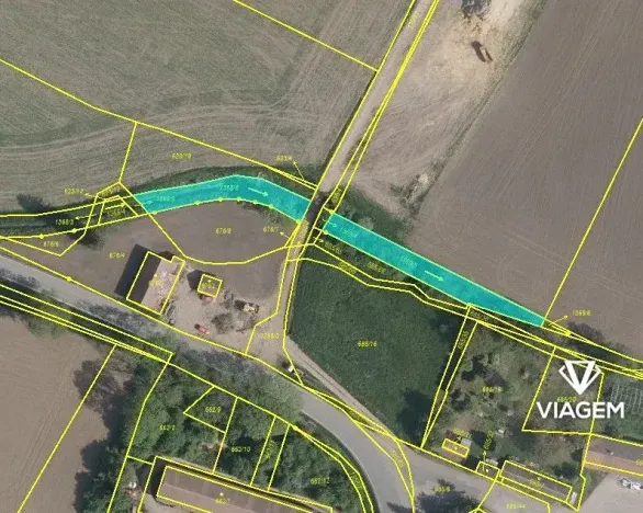 Prodej pole, Slatiny, 867 m2