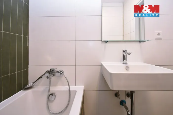 Pronájem bytu 3+1, Praha - Troja, Pomořanská, 73 m2