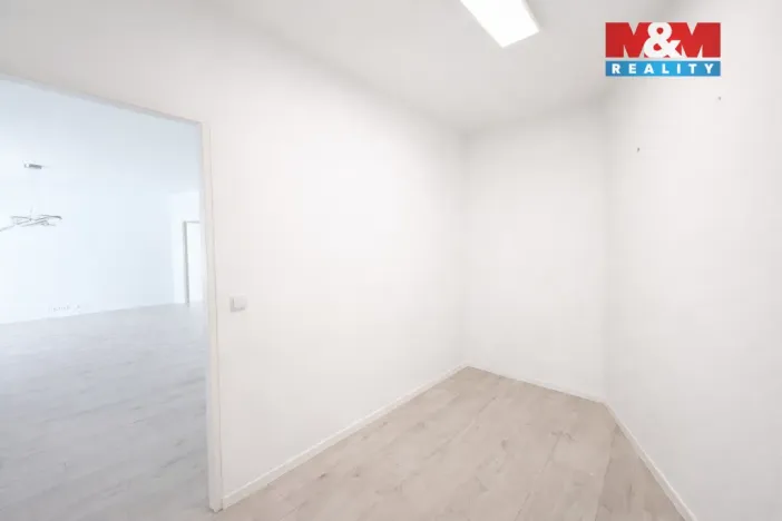 Prodej bytu 2+1, Praha, Voskovcova, 87 m2