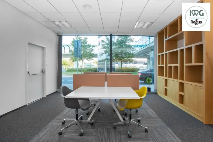 Pronájem kanceláře, Praha - Ruzyně, Aviatická, 50 m2