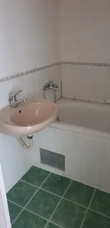 Prodej bytu 3+1, Teplice, Hlávkova, 54 m2