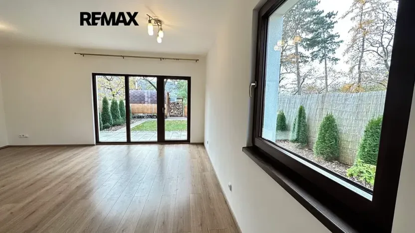 Pronájem rodinného domu, Králův Dvůr, Větrná, 80 m2