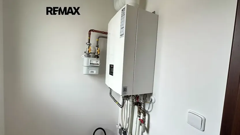 Pronájem rodinného domu, Králův Dvůr, Větrná, 80 m2