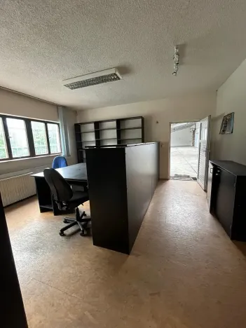 Prodej výrobních prostor, Karlovy Vary, K Přehradě, 8061 m2