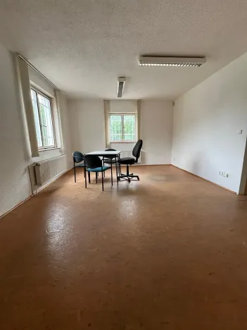 Prodej výrobních prostor, Karlovy Vary, K Přehradě, 8061 m2