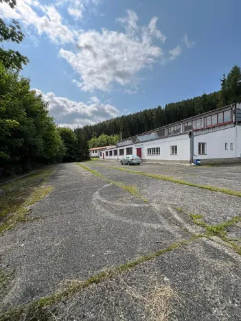 Prodej výrobních prostor, Karlovy Vary, K Přehradě, 8061 m2