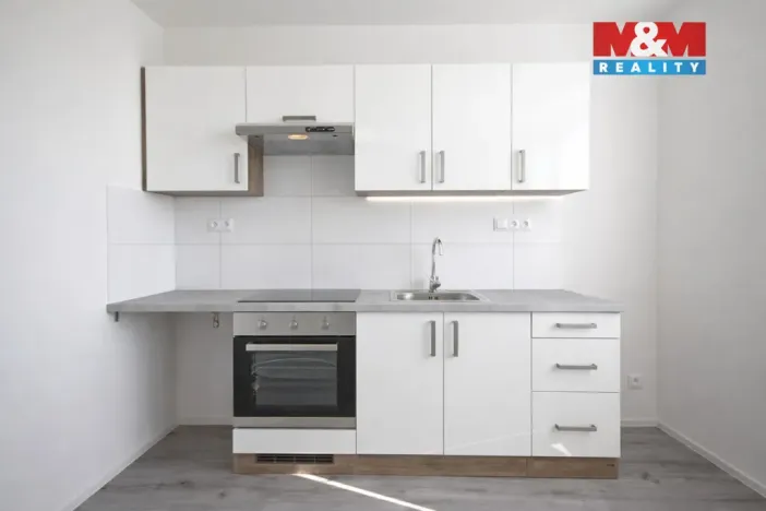 Pronájem bytu 1+1, Neratovice, Dr. E. Beneše, 37 m2