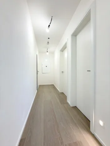Prodej bytu 5+kk, Praha - Holyně, náměstí Pod lípou, 150 m2
