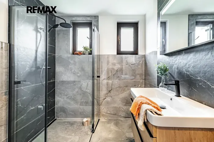 Prodej vily, Jindřichův Hradec, Spojovací, 183 m2