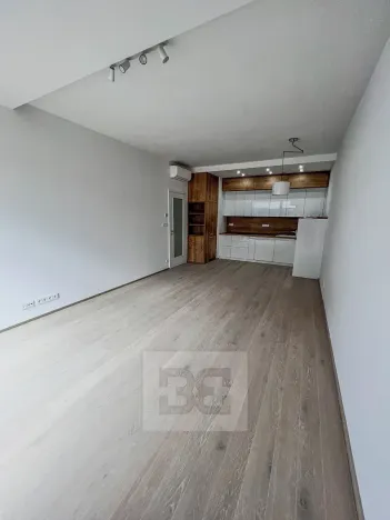 Pronájem bytu 3+kk, Praha - Střešovice, Cukrovarnická, 88 m2