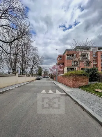 Pronájem bytu 3+kk, Praha - Střešovice, Cukrovarnická, 88 m2