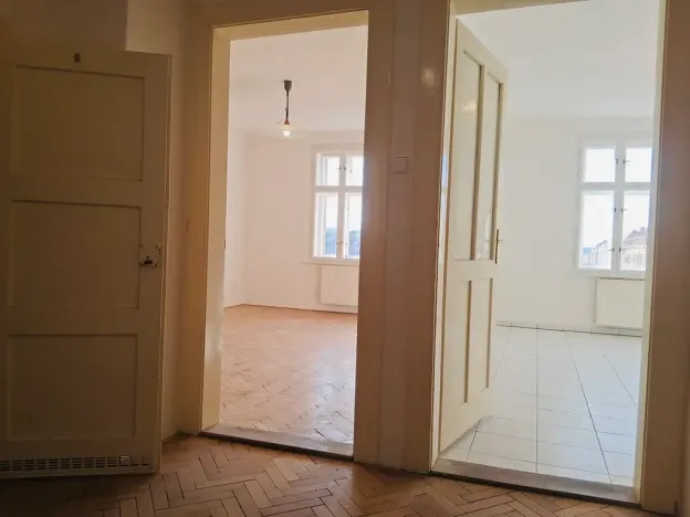 Pronájem bytu 2+1, Praha, Slezská, 75 m2