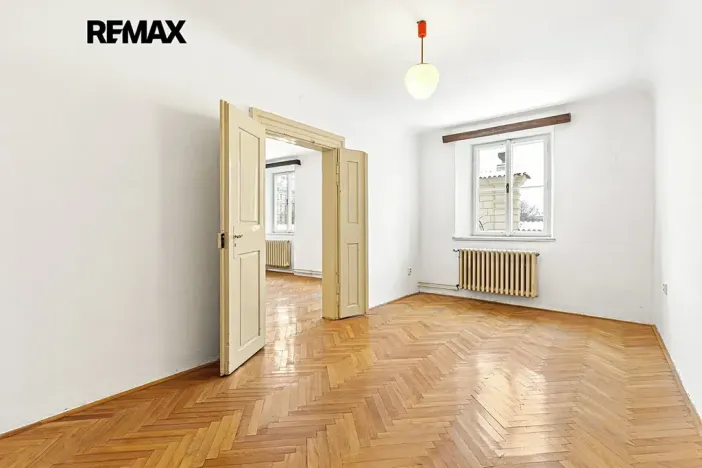 Prodej bytu 4+1, Praha - Malá Strana, Valdštejnská, 117 m2