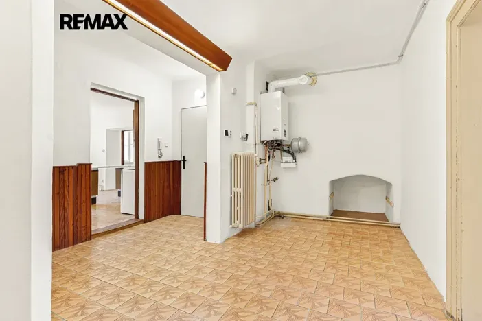 Prodej bytu 4+1, Praha - Malá Strana, Valdštejnská, 117 m2