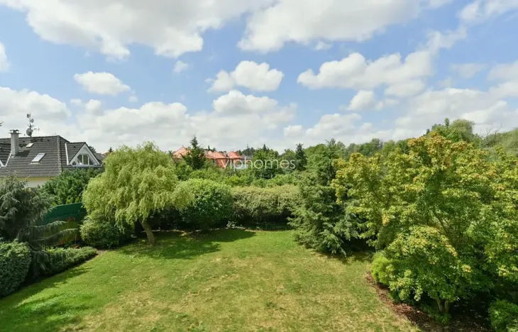 Pronájem vily, Průhonice, Jetelová, 370 m2