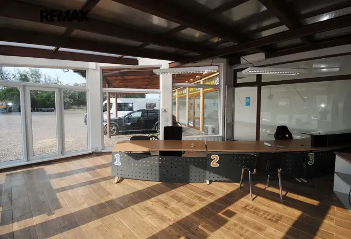 Prodej komerční nemovitosti, Církvice, 6984 m2