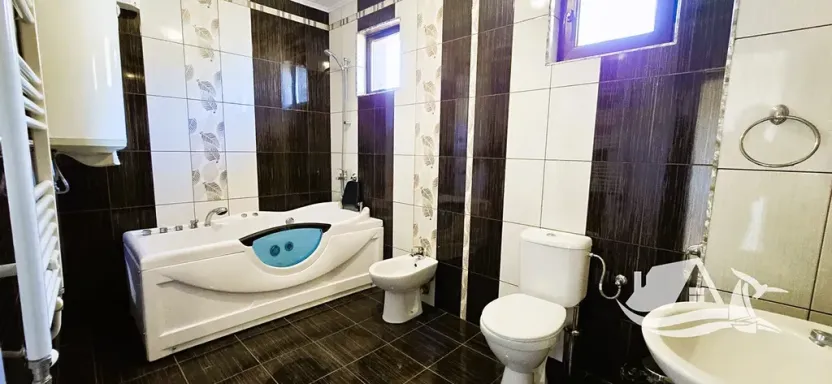 Prodej rodinného domu, Karnobat, Bulharsko, 206 m2