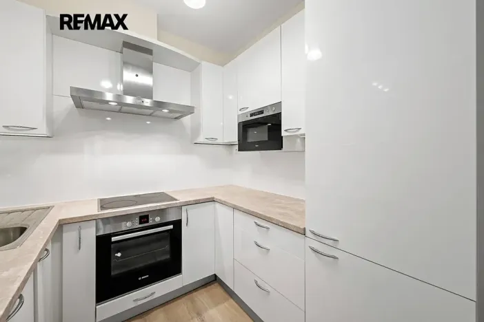 Prodej bytu 2+kk, Praha - Hlubočepy, Devonská, 64 m2