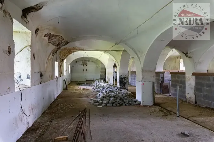 Prodej zemědělského objektu, Okrouhlice, Valečov, 25561 m2