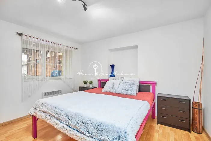 Prodej rodinného domu, Pištín, 231 m2