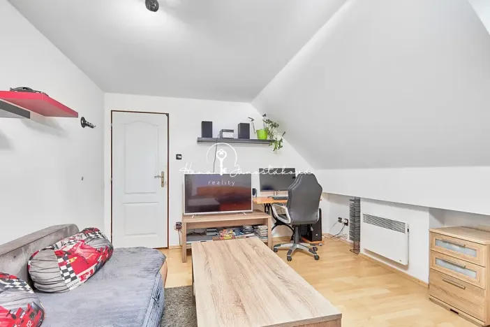 Prodej rodinného domu, Pištín, 231 m2