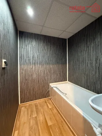 Pronájem bytu 2+1, Chomutov, 17. listopadu, 62 m2